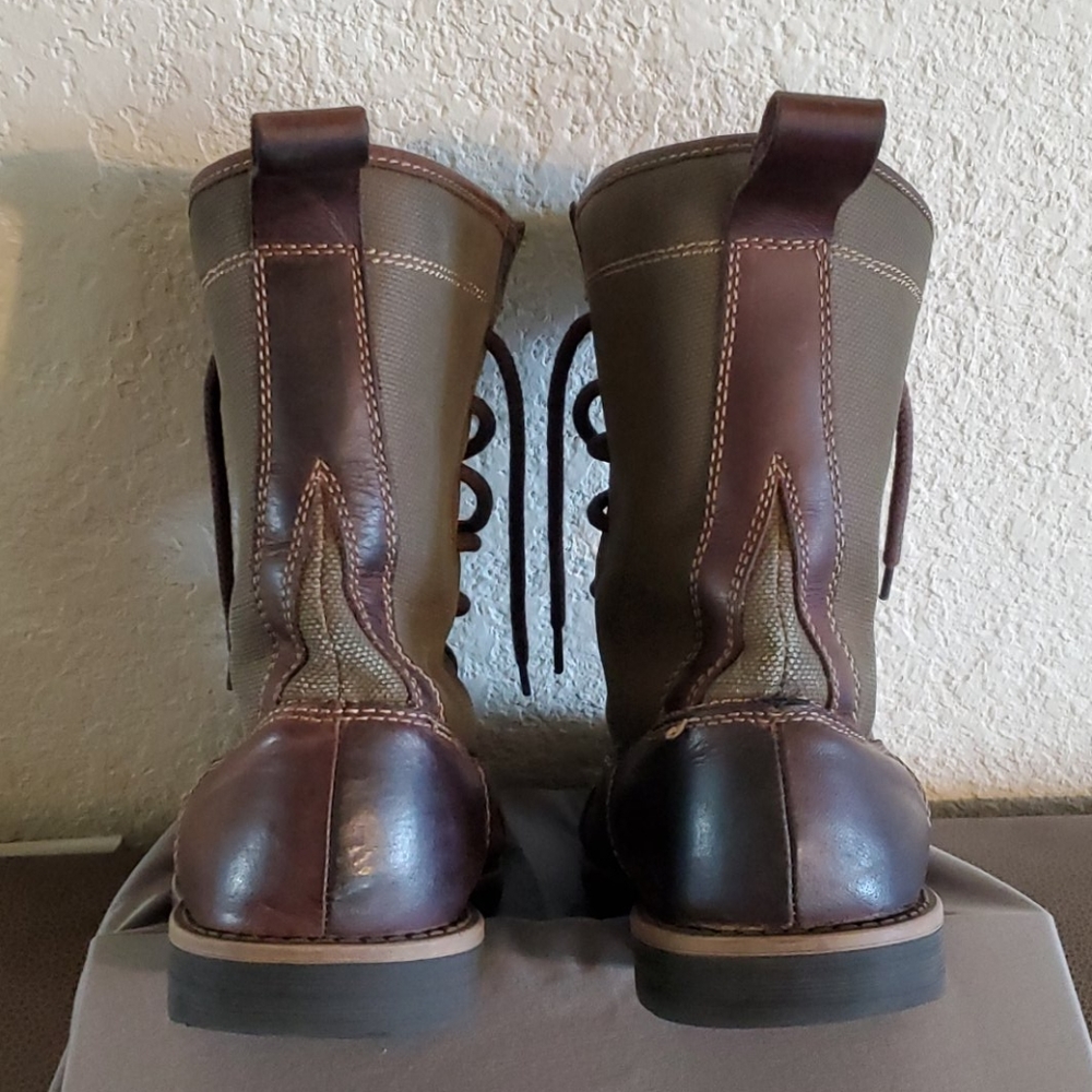 Boots - Picture 4 of 4